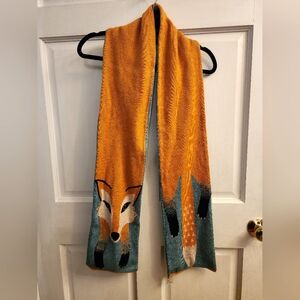 Yumi Modcloth Angora blend Fox scarf 74 x 7